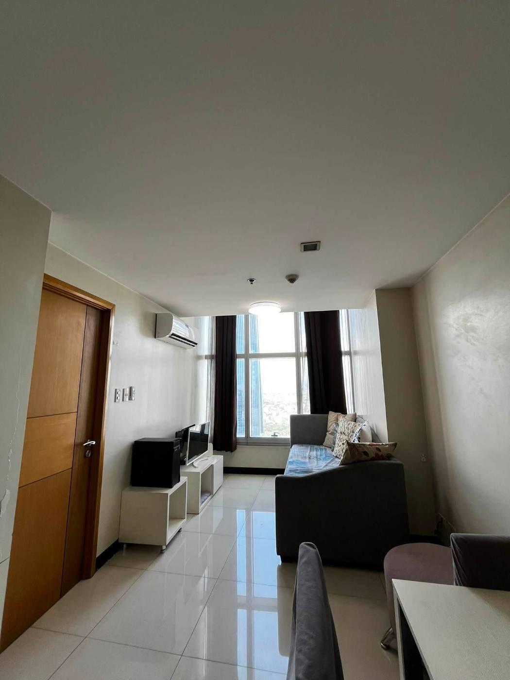 Salcedo Village, Makati