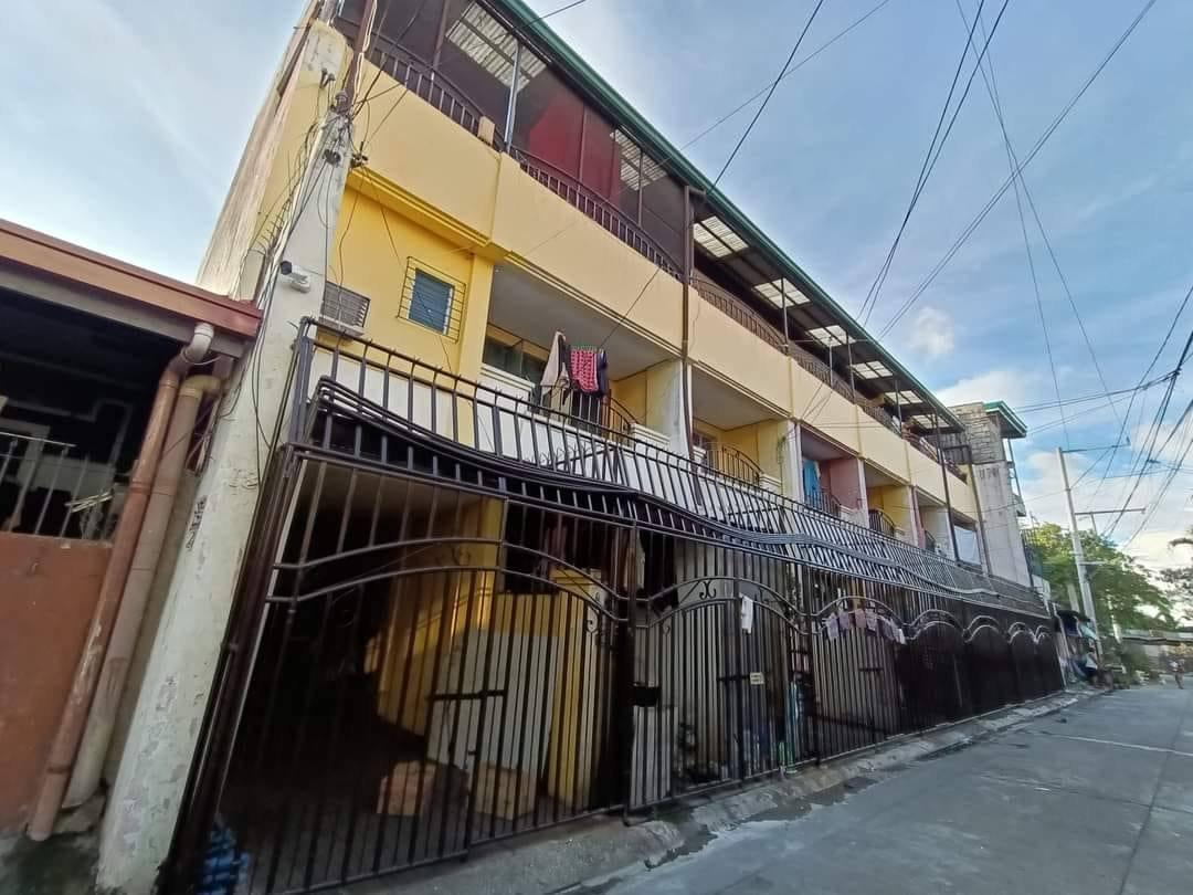 Almanza, Las Piñas