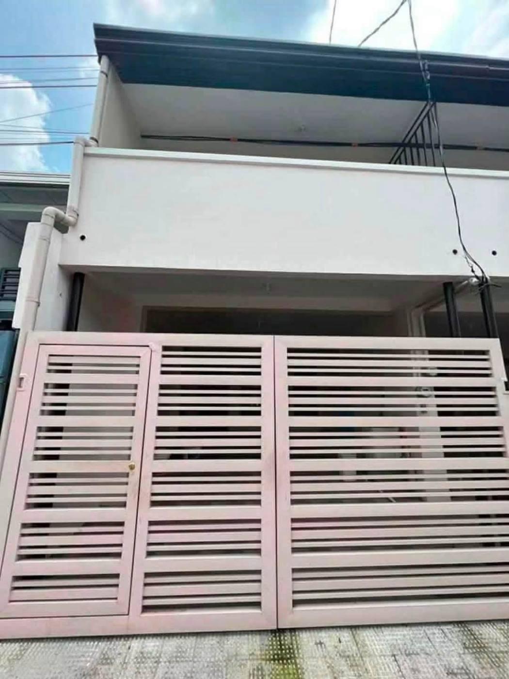 克拉克自由港区, 安赫莱斯